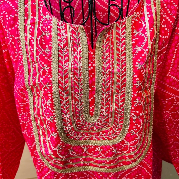 Veranda Tunic - Picture 2 of 4